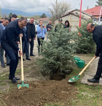 AĞAÇLANDIRMA ETKİNLİĞİ 
