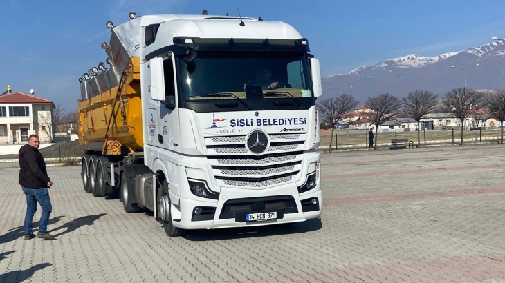 ŞİŞLİ BELEDİYE BAŞKANI SAYIN RESUL EMRAH ŞAHAN’DAN ÇÖP KONTEYNERİ DESTEĞİ